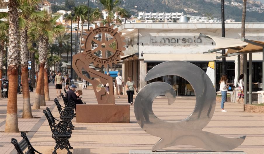 Escultura Rotary International